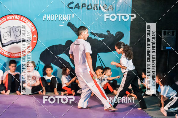 Buy your photos of the eventApresenta��o de Capoeira e Ju Jitsu 2019 on Fotop