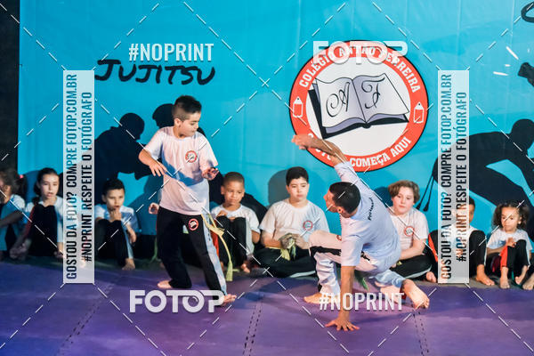 Buy your photos of the eventApresenta��o de Capoeira e Ju Jitsu 2019 on Fotop