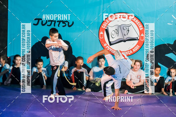 Buy your photos of the eventApresenta��o de Capoeira e Ju Jitsu 2019 on Fotop