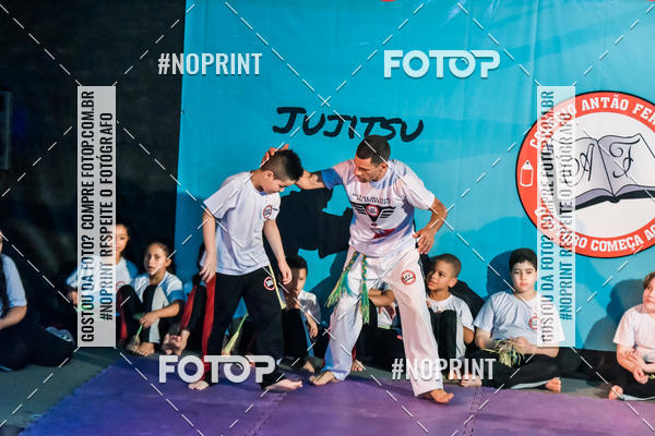Buy your photos of the eventApresenta��o de Capoeira e Ju Jitsu 2019 on Fotop