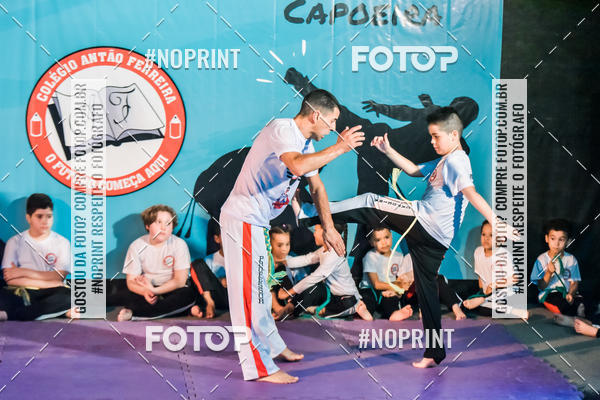 Buy your photos of the eventApresenta��o de Capoeira e Ju Jitsu 2019 on Fotop