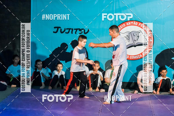 Buy your photos of the eventApresenta��o de Capoeira e Ju Jitsu 2019 on Fotop