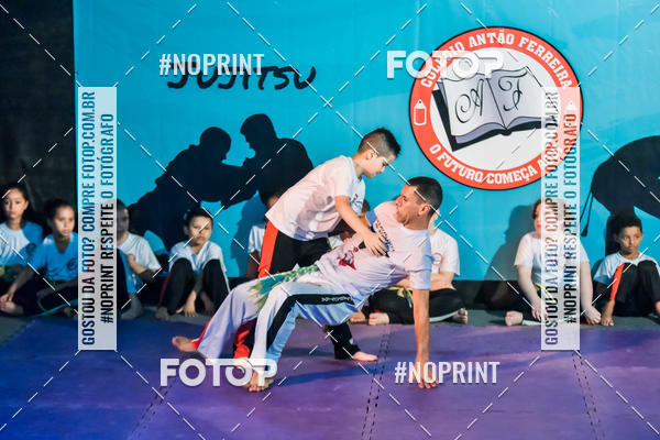 Buy your photos of the eventApresenta��o de Capoeira e Ju Jitsu 2019 on Fotop