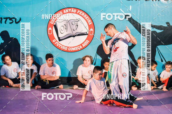 Buy your photos of the eventApresenta��o de Capoeira e Ju Jitsu 2019 on Fotop