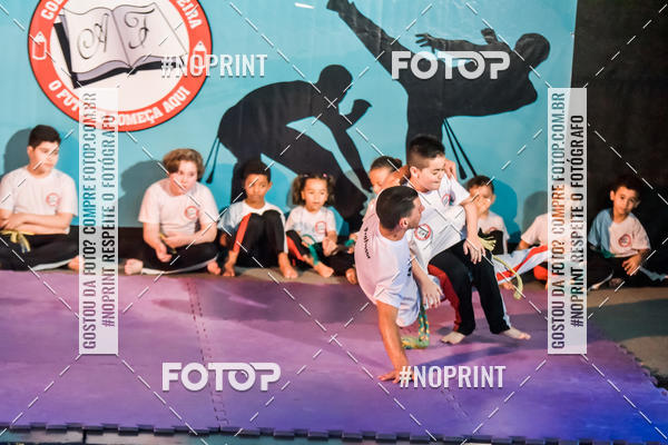Buy your photos of the eventApresenta��o de Capoeira e Ju Jitsu 2019 on Fotop