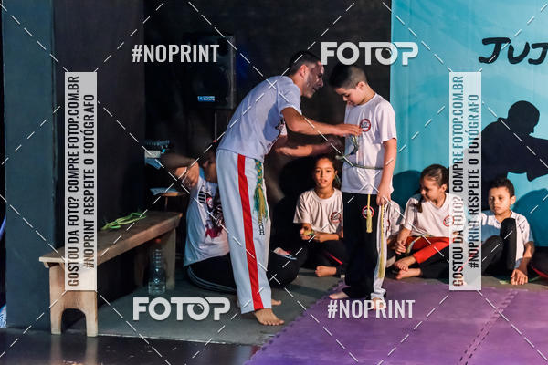 Buy your photos of the eventApresenta��o de Capoeira e Ju Jitsu 2019 on Fotop