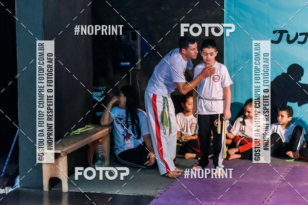 Buy your photos of the eventApresenta��o de Capoeira e Ju Jitsu 2019 on Fotop