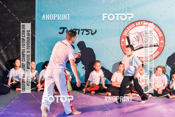 Buy your photos of the eventApresenta��o de Capoeira e Ju Jitsu 2019 on Fotop