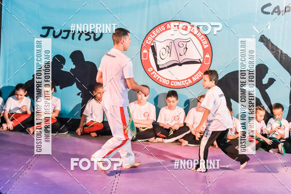 Buy your photos of the eventApresenta��o de Capoeira e Ju Jitsu 2019 on Fotop