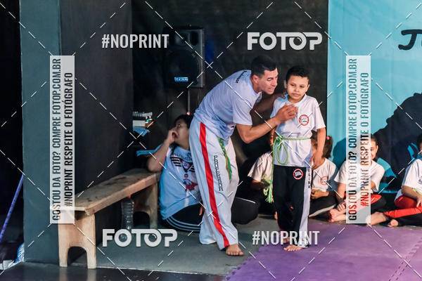 Buy your photos of the eventApresenta��o de Capoeira e Ju Jitsu 2019 on Fotop