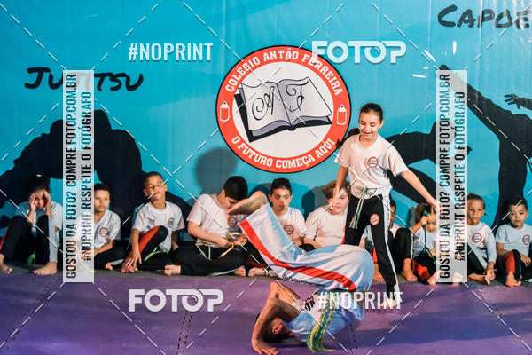 Buy your photos of the eventApresenta��o de Capoeira e Ju Jitsu 2019 on Fotop