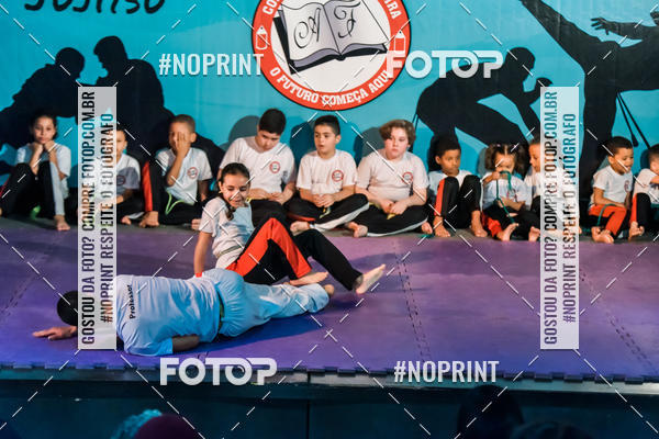 Buy your photos of the eventApresenta��o de Capoeira e Ju Jitsu 2019 on Fotop