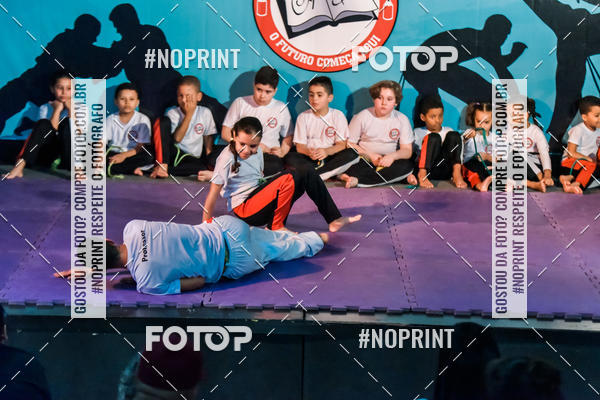 Buy your photos of the eventApresenta��o de Capoeira e Ju Jitsu 2019 on Fotop