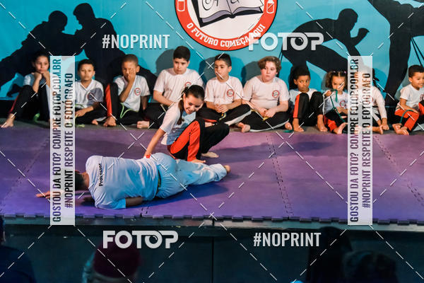 Buy your photos of the eventApresenta��o de Capoeira e Ju Jitsu 2019 on Fotop