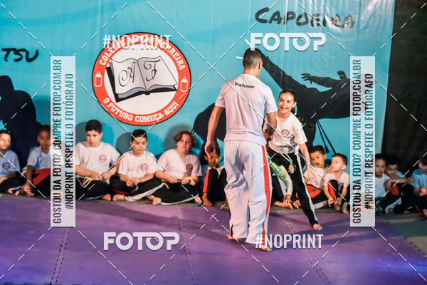 Buy your photos of the eventApresenta��o de Capoeira e Ju Jitsu 2019 on Fotop