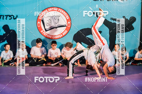 Buy your photos of the eventApresenta��o de Capoeira e Ju Jitsu 2019 on Fotop
