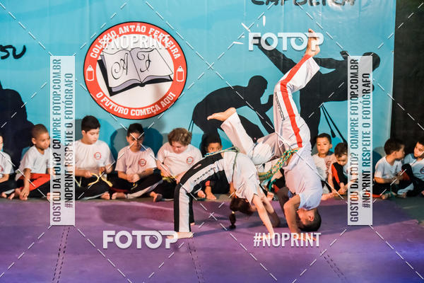 Buy your photos of the eventApresenta��o de Capoeira e Ju Jitsu 2019 on Fotop