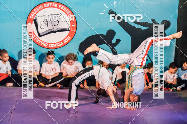 Buy your photos of the eventApresenta��o de Capoeira e Ju Jitsu 2019 on Fotop