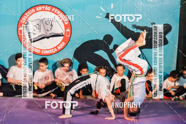 Buy your photos of the eventApresenta��o de Capoeira e Ju Jitsu 2019 on Fotop