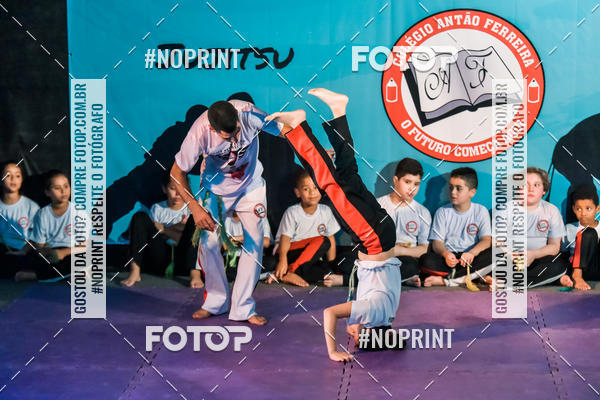 Buy your photos of the eventApresenta��o de Capoeira e Ju Jitsu 2019 on Fotop