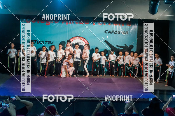 Buy your photos of the eventApresenta��o de Capoeira e Ju Jitsu 2019 on Fotop
