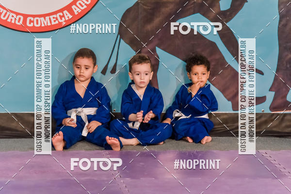 Buy your photos of the eventApresenta��o de Capoeira e Ju Jitsu 2019 on Fotop