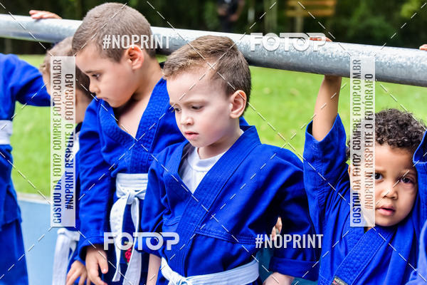 Buy your photos of the eventApresenta��o de Capoeira e Ju Jitsu 2019 on Fotop