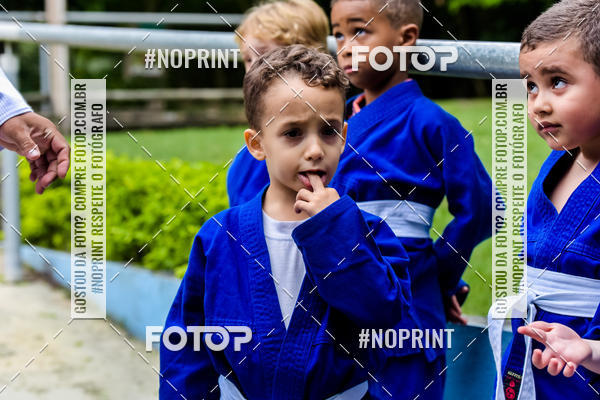 Buy your photos of the eventApresenta��o de Capoeira e Ju Jitsu 2019 on Fotop