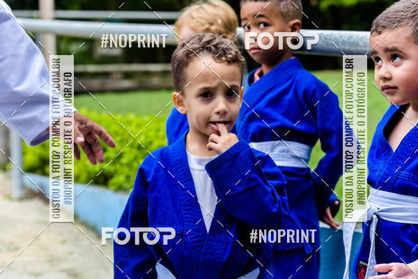 Buy your photos of the eventApresenta��o de Capoeira e Ju Jitsu 2019 on Fotop