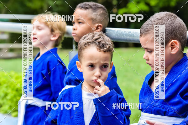 Buy your photos of the eventApresenta��o de Capoeira e Ju Jitsu 2019 on Fotop