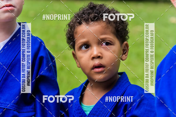 Buy your photos of the eventApresenta��o de Capoeira e Ju Jitsu 2019 on Fotop
