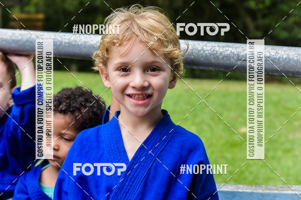 Buy your photos of the eventApresenta��o de Capoeira e Ju Jitsu 2019 on Fotop