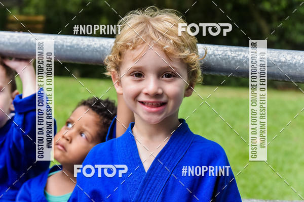 Buy your photos of the eventApresenta��o de Capoeira e Ju Jitsu 2019 on Fotop