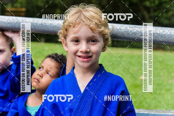 Buy your photos of the eventApresenta��o de Capoeira e Ju Jitsu 2019 on Fotop