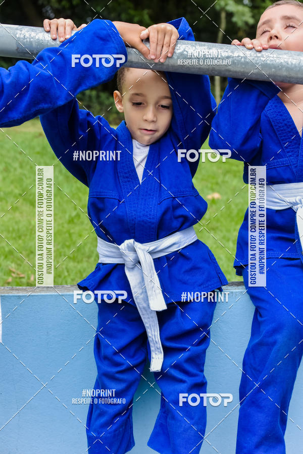 Buy your photos of the eventApresenta��o de Capoeira e Ju Jitsu 2019 on Fotop