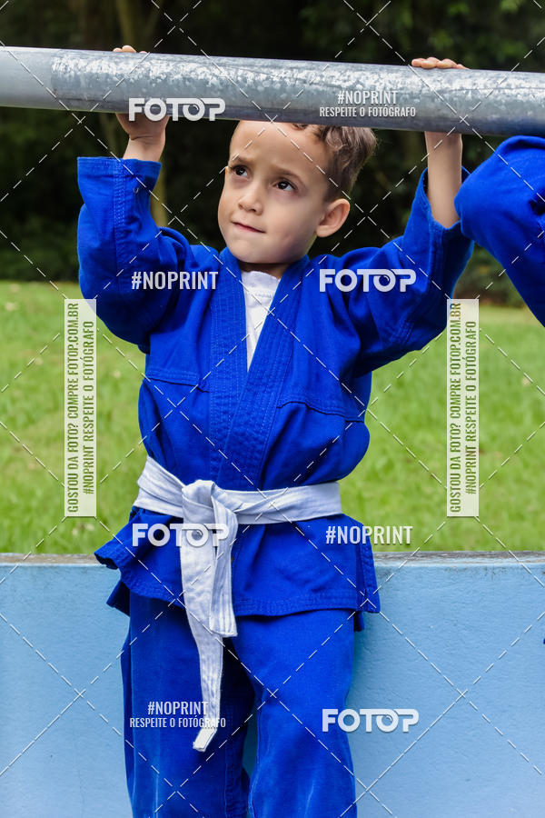 Buy your photos of the eventApresenta��o de Capoeira e Ju Jitsu 2019 on Fotop