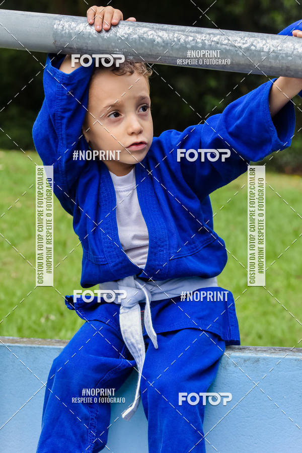 Buy your photos of the eventApresenta��o de Capoeira e Ju Jitsu 2019 on Fotop