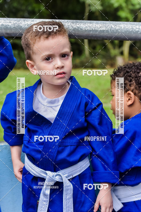 Buy your photos of the eventApresenta��o de Capoeira e Ju Jitsu 2019 on Fotop