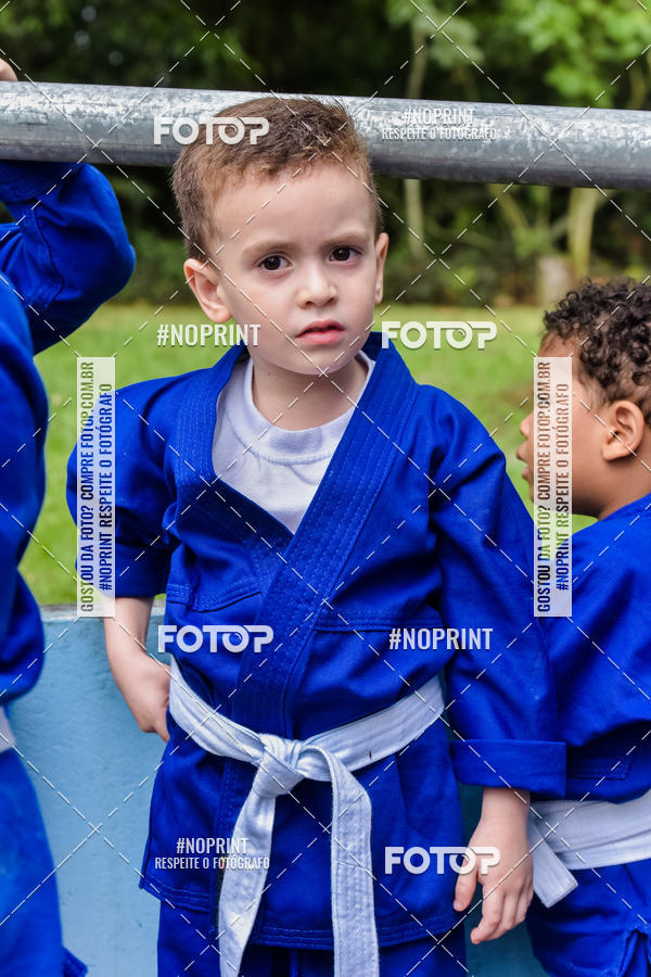 Buy your photos of the eventApresenta��o de Capoeira e Ju Jitsu 2019 on Fotop