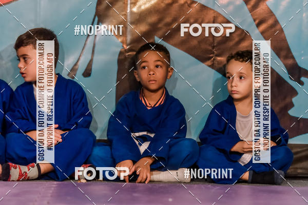 Buy your photos of the eventApresenta��o de Capoeira e Ju Jitsu 2019 on Fotop