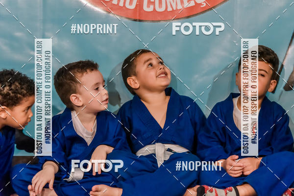 Buy your photos of the eventApresenta��o de Capoeira e Ju Jitsu 2019 on Fotop