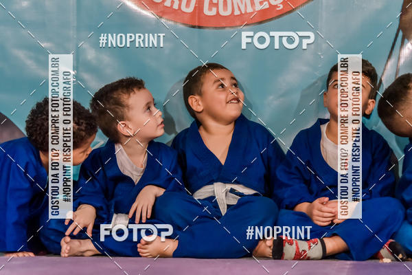 Buy your photos of the eventApresenta��o de Capoeira e Ju Jitsu 2019 on Fotop