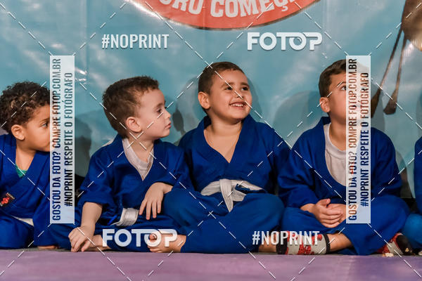 Buy your photos of the eventApresenta��o de Capoeira e Ju Jitsu 2019 on Fotop