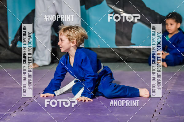 Buy your photos of the eventApresenta��o de Capoeira e Ju Jitsu 2019 on Fotop