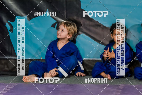 Buy your photos of the eventApresenta��o de Capoeira e Ju Jitsu 2019 on Fotop