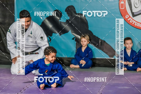 Buy your photos of the eventApresenta��o de Capoeira e Ju Jitsu 2019 on Fotop