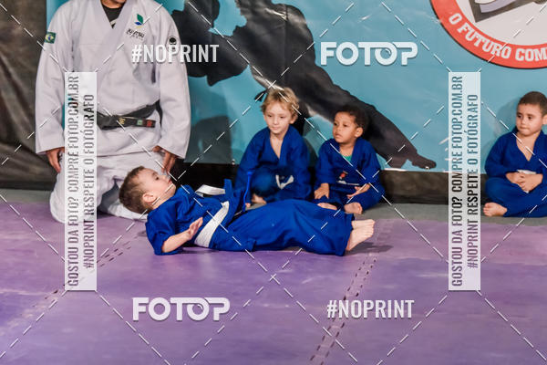 Buy your photos of the eventApresenta��o de Capoeira e Ju Jitsu 2019 on Fotop