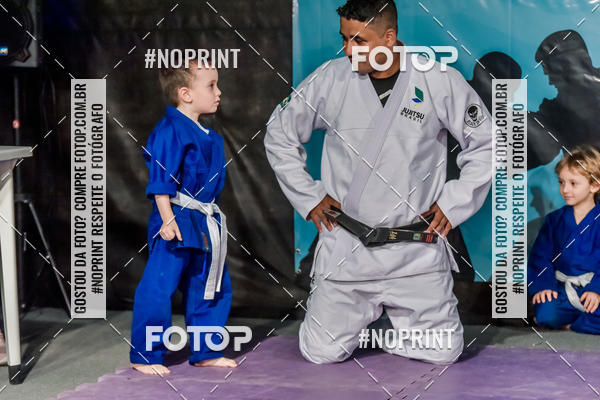 Buy your photos of the eventApresenta��o de Capoeira e Ju Jitsu 2019 on Fotop