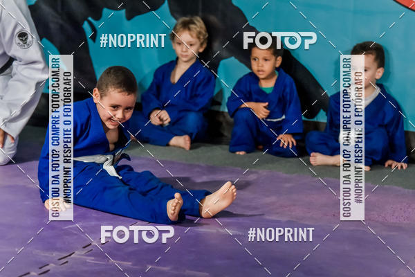 Buy your photos of the eventApresenta��o de Capoeira e Ju Jitsu 2019 on Fotop