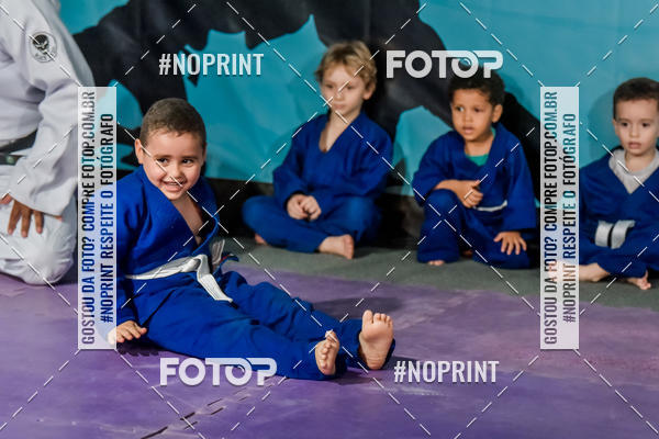 Buy your photos of the eventApresenta��o de Capoeira e Ju Jitsu 2019 on Fotop
